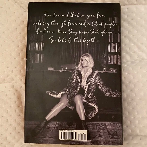 Jessica Simpson memoir - Picture 2 of 3